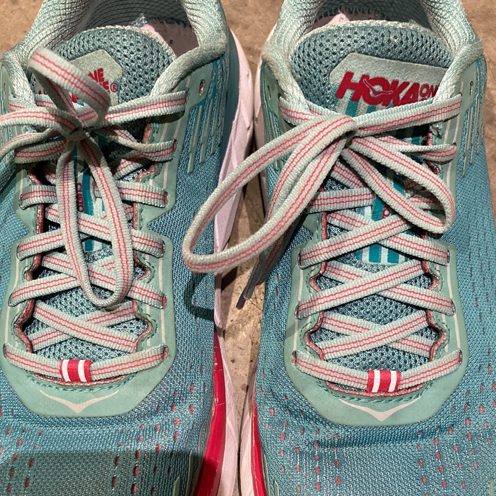 Hoka one one